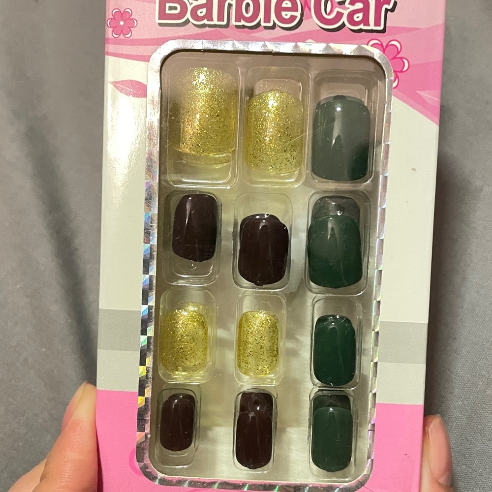 Beautiful Press-on Nails for women